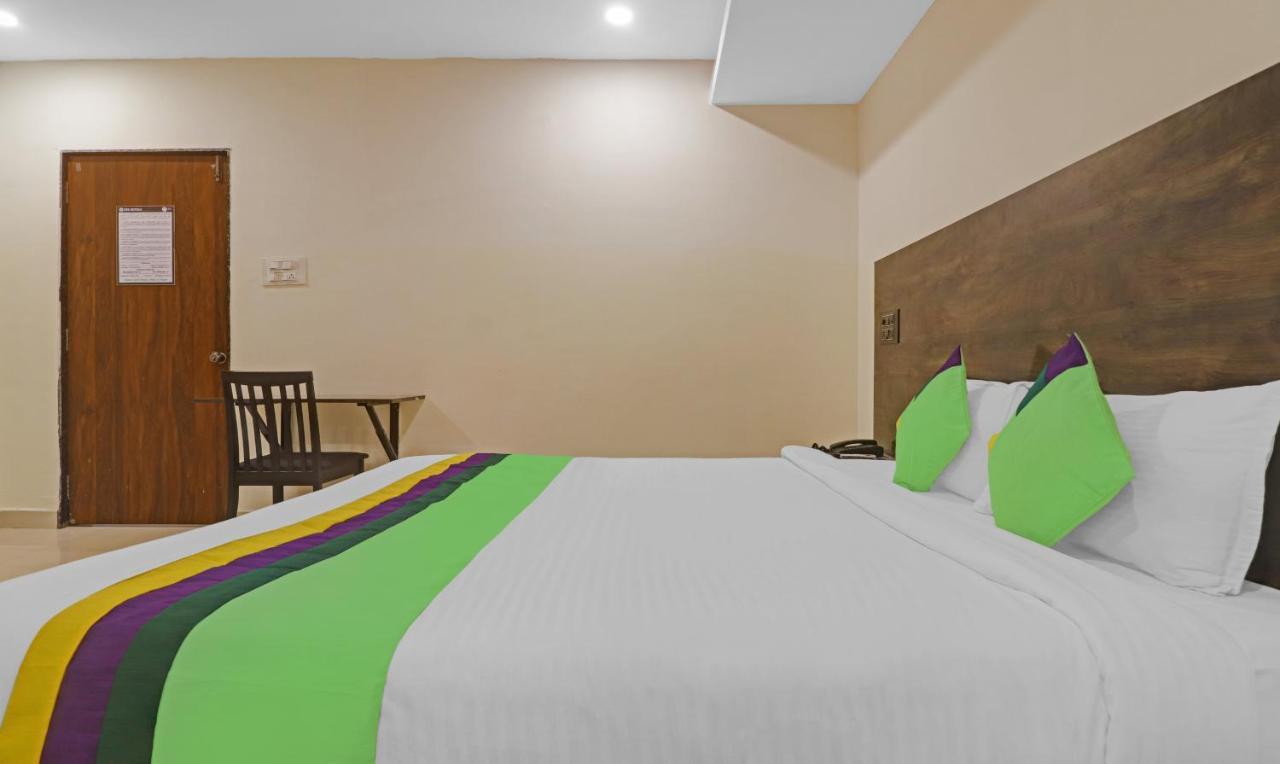 Treebo Tee Hotell Hyderabad Exteriör bild
